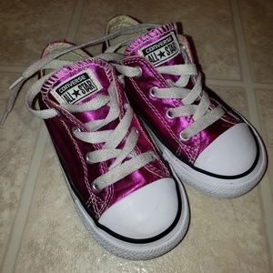 Toddler converse size 8